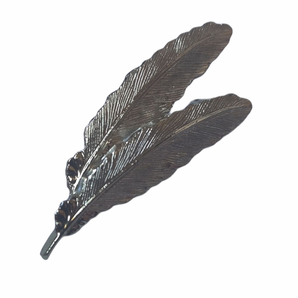 GERRYS Signed Vintage Detailed Feather Pin Brooch
